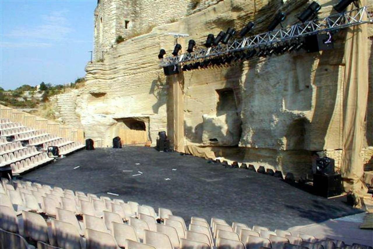 Villa Le Bonheur Gordes Esterno foto